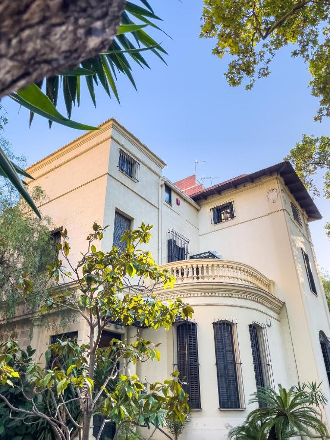 Апартаменты Leevin Student Барселона Экстерьер фото